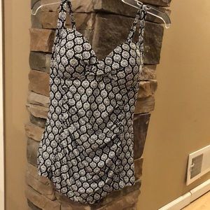 Merona bathing suit medium